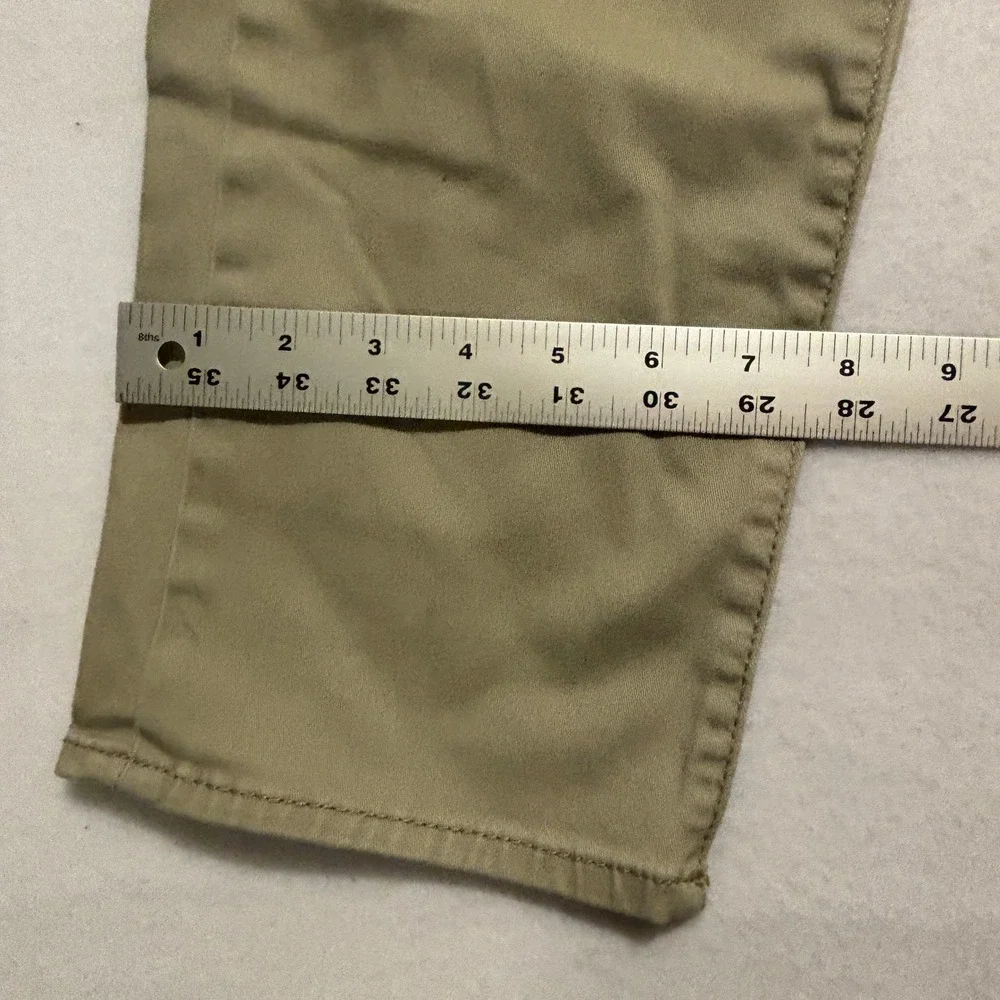 Lee Extreme Motion MVP Mens 34x32 Khaki Straight Tapered Leg Pants